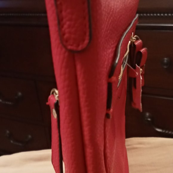 Charming Charlie Crossbody Bag - Picture 2 of 16